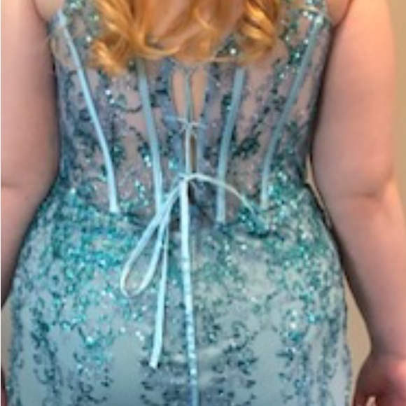 Evening Dress/Prom - Picture 5 of 5